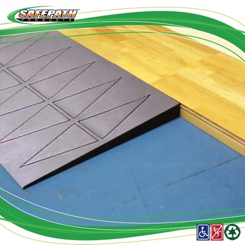 safepath-handycap-ramp-court-edge